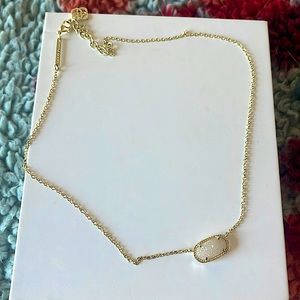 Elisa Gold Pendant Necklace in Iridescent Drusy - Kendra Scott